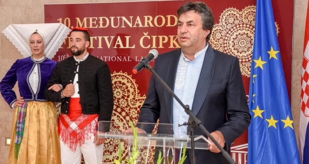 INTERVJU Ante Fabijanić, gradonačelnik Paga: Uspjeli smo stabilizirati proračun, pokrenuti projekte vrijedne više od 85 milijuna kuna i zaštititi pašku čipku